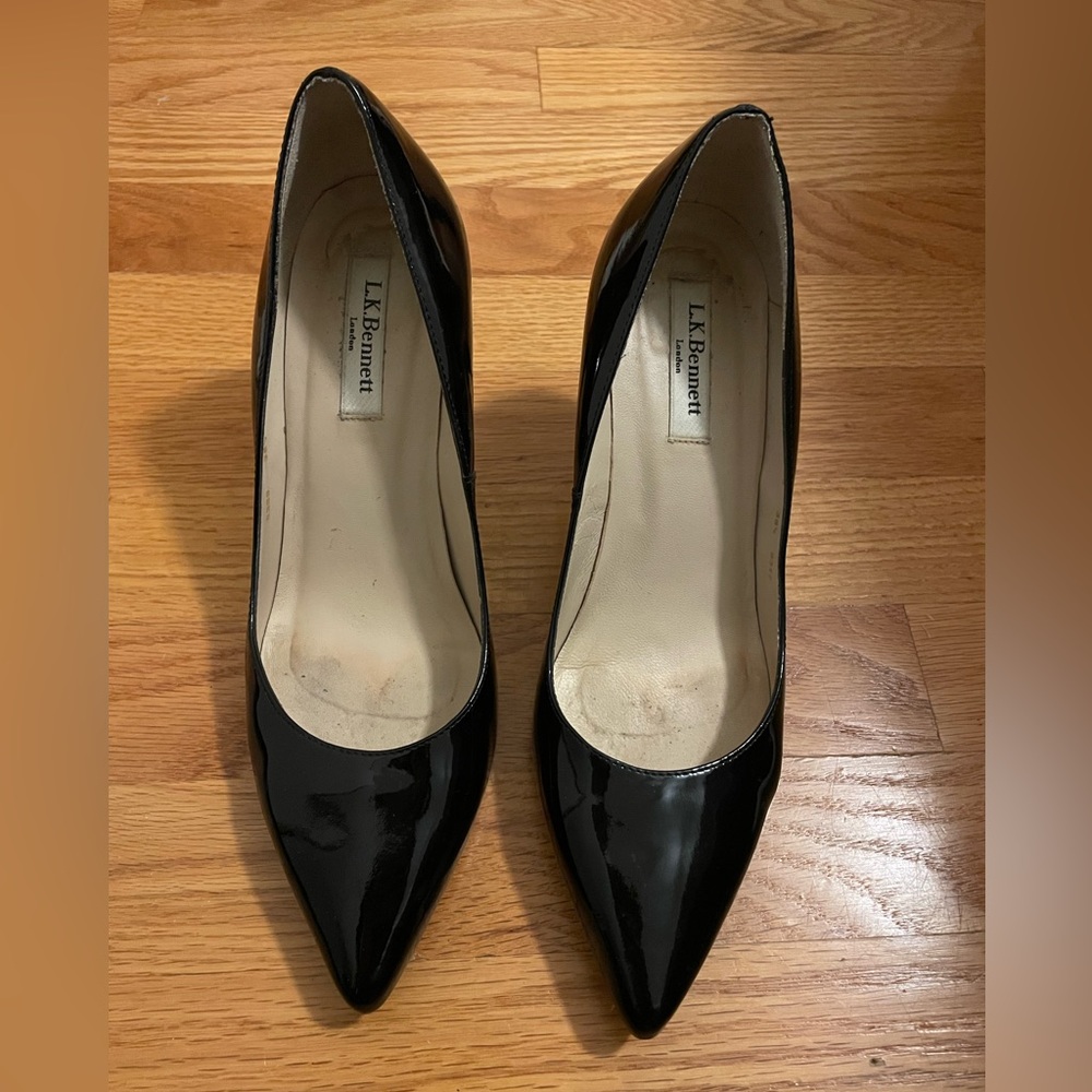 L.K.Bennett London Black Leather Pointed Toe Courts